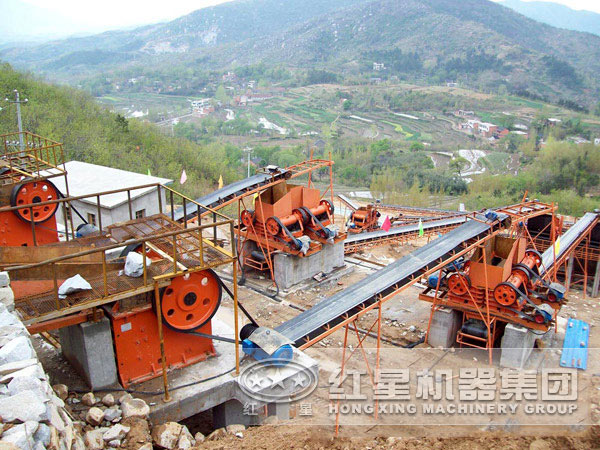 石料廠設備生產(chǎn)現(xiàn)場