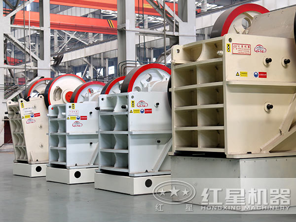 鄂式破碎機 鄂式破碎機