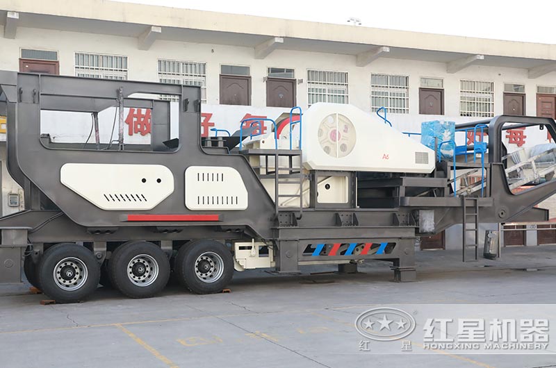 半掛輪胎式移動破碎機(jī)圖片 半掛輪胎式移動破碎機(jī)圖片