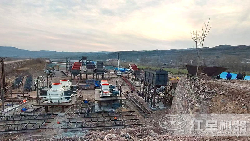 該客戶機制砂生產現(xiàn)場屬于大型，費用在180萬左右