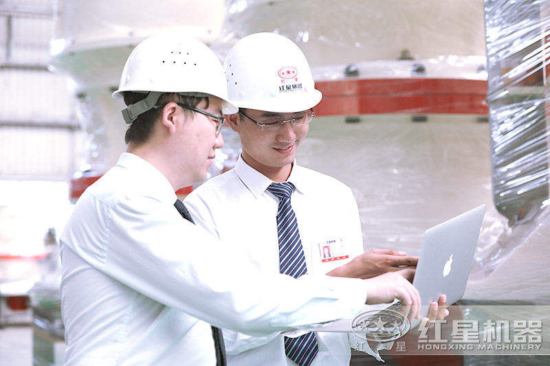 紅星機(jī)器技術(shù)人員為您量身配置生產(chǎn)線 紅星機(jī)器技術(shù)人員為您量身配置生產(chǎn)線