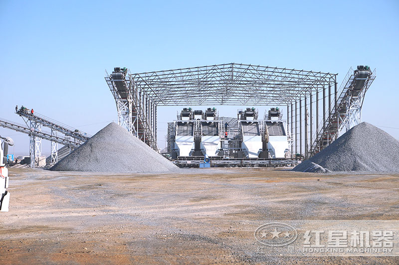 每小時(shí)產(chǎn)3000噸破碎機(jī)更適合大型石子廠 每小時(shí)產(chǎn)3000噸破碎機(jī)更適合大型石子廠