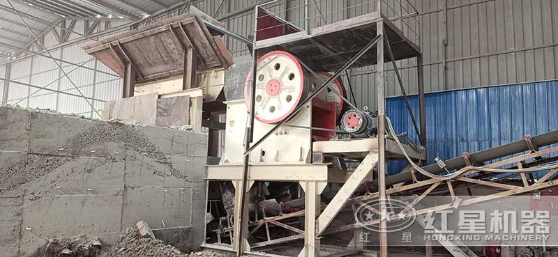 PE400顎式破碎機(jī)體積小，安裝現(xiàn)場