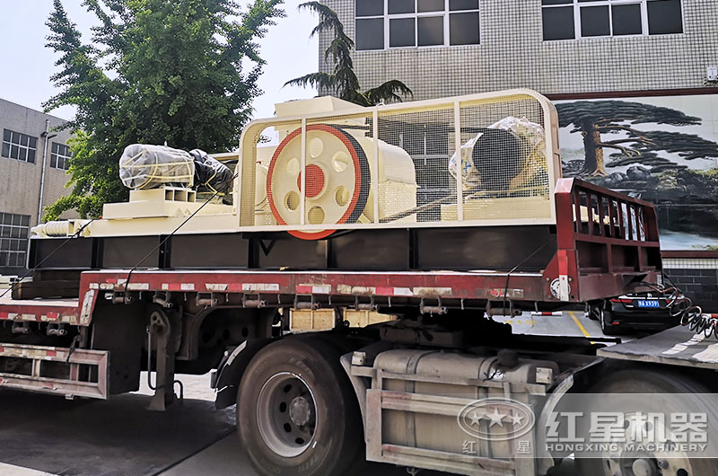 設備裝車發(fā)貨現場 設備裝車發(fā)貨現場