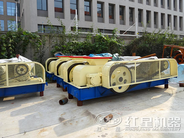 珍珠巖對輥破碎機 珍珠巖對輥破碎機