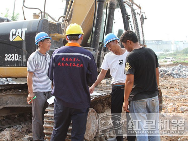 紅星客服協(xié)助碎石機(jī)安裝 紅星客服協(xié)助碎石機(jī)安裝