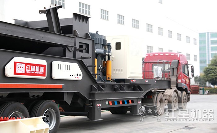 輪胎式移動(dòng)破碎機(jī) 輪胎式移動(dòng)破碎機(jī)