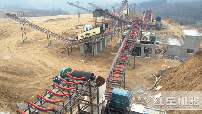 砂石骨料生產(chǎn)線現(xiàn)場(chǎng) 砂石骨料生產(chǎn)線現(xiàn)場(chǎng)