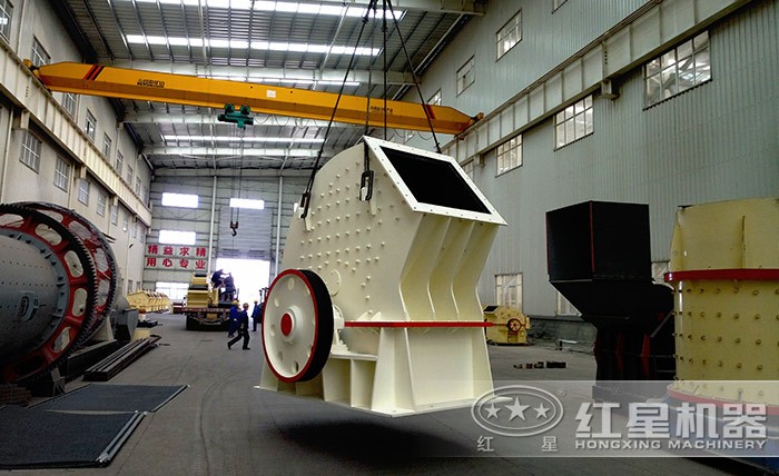 粗碎錘擊式破碎機發(fā)貨 粗碎錘擊式破碎機發(fā)貨