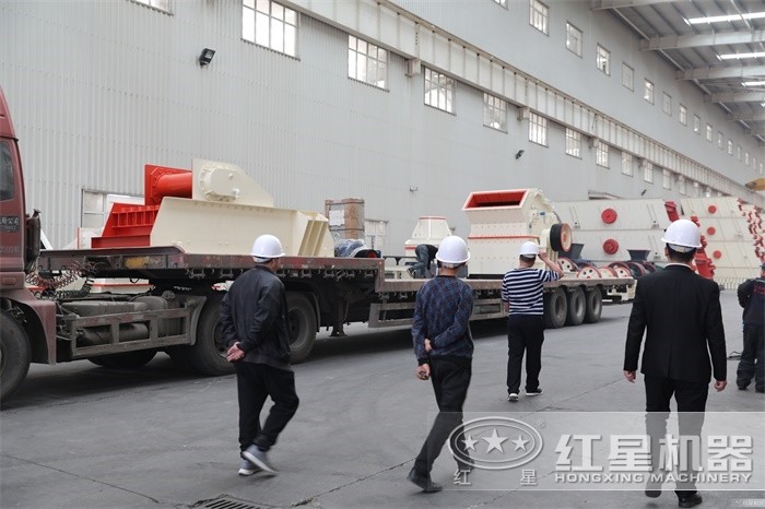 客戶考察河南細碎機廠家紅星機器 客戶考察河南細碎機廠家紅星機器