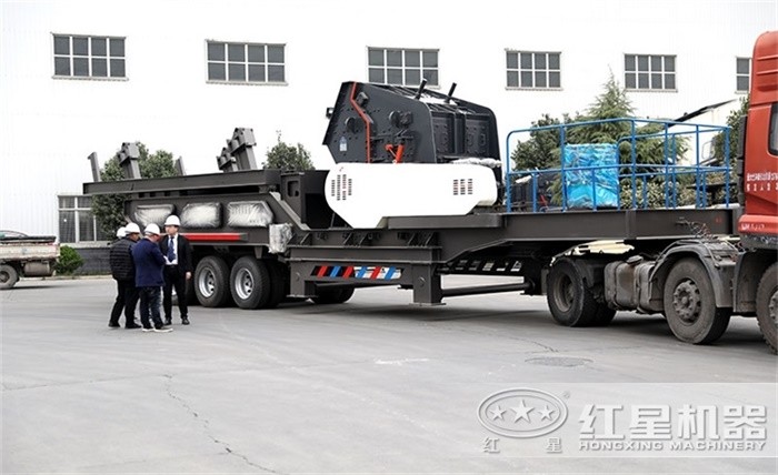 煤礦移動給料破碎機——搭配反擊破 煤礦移動給料破碎機——搭配反擊破