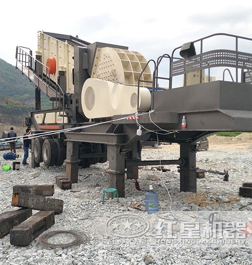 煤礦移動給料破碎機——搭配錘破 煤礦移動給料破碎機——搭配錘破