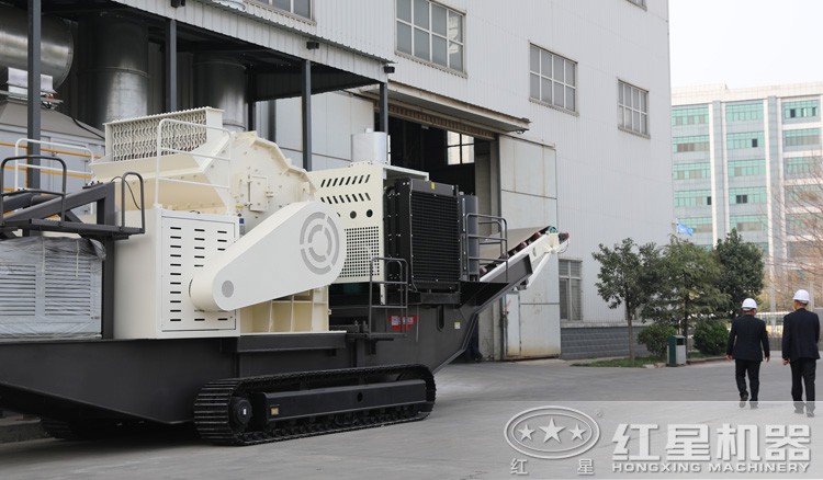 履帶式細(xì)碎石頭機(jī) 履帶式細(xì)碎石頭機(jī)