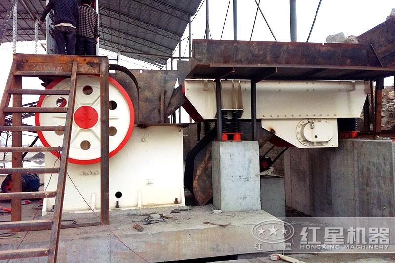 廣西采石場配置紅星機(jī)器的打石頭機(jī)器，更環(huán)保