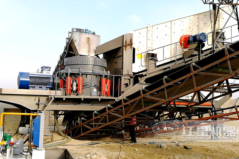 流動碎石機現(xiàn)場近景，可安排就近現(xiàn)場考察