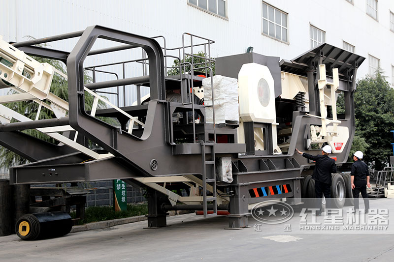 移動碎石機(jī)_磕石機(jī)