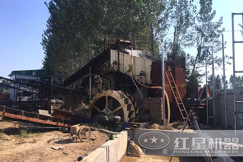 200噸/時(shí)洗砂現(xiàn)場(chǎng)