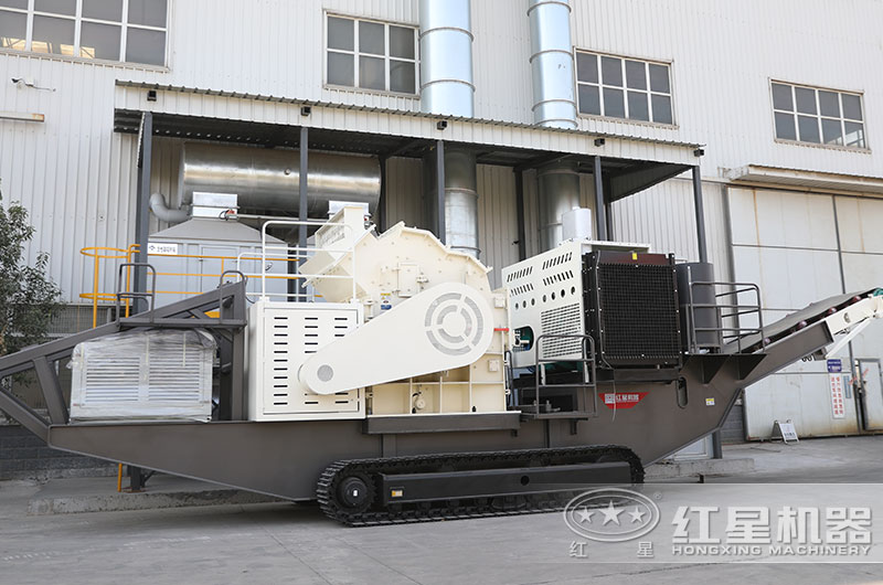 日產(chǎn)萬噸流動(dòng)砂石破碎機(jī)