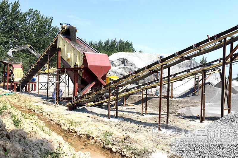 時(shí)產(chǎn)500噸礦山錘式破碎機(jī)價(jià)格多少？型號(hào)有哪些？