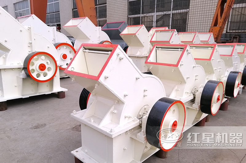 小型錘式破碎機，適用于中小型煤矸石破碎生產(chǎn)線